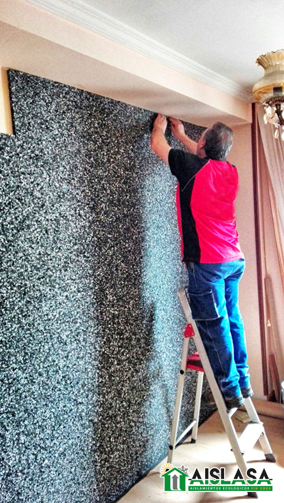 Aislasa realizando aislamiento